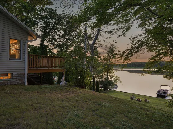 14516 Lilly Lake Dr, Jones, MI 49061