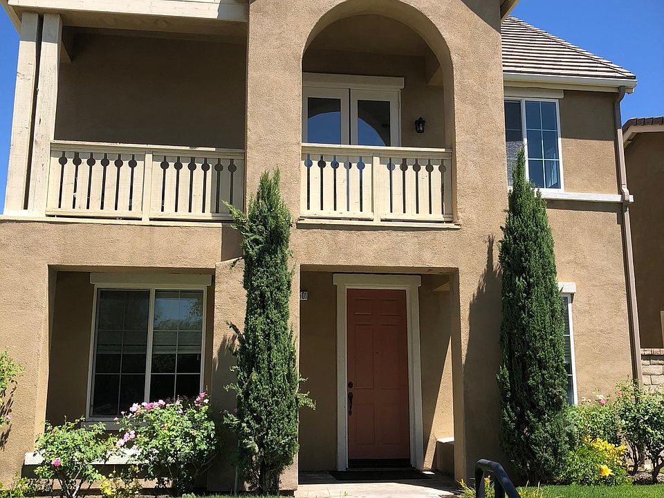 1st image of 27501 Weeping Willow Dr