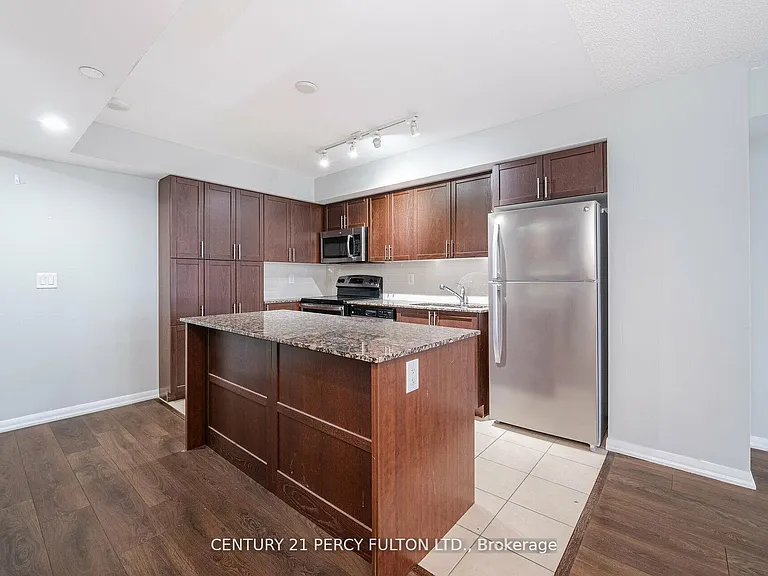 830 Lawrence Ave W #501 — Photo 17