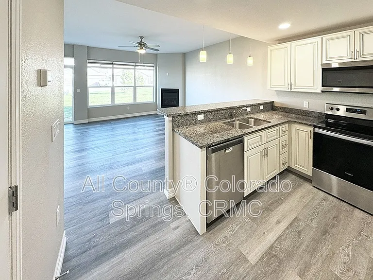 764 Brambleberry Hts — Photo 8