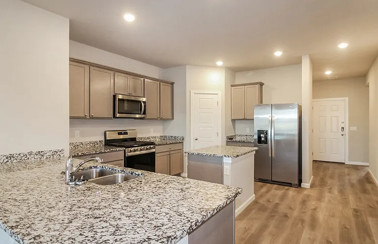 Sara Park Rental Homes — Photo 7