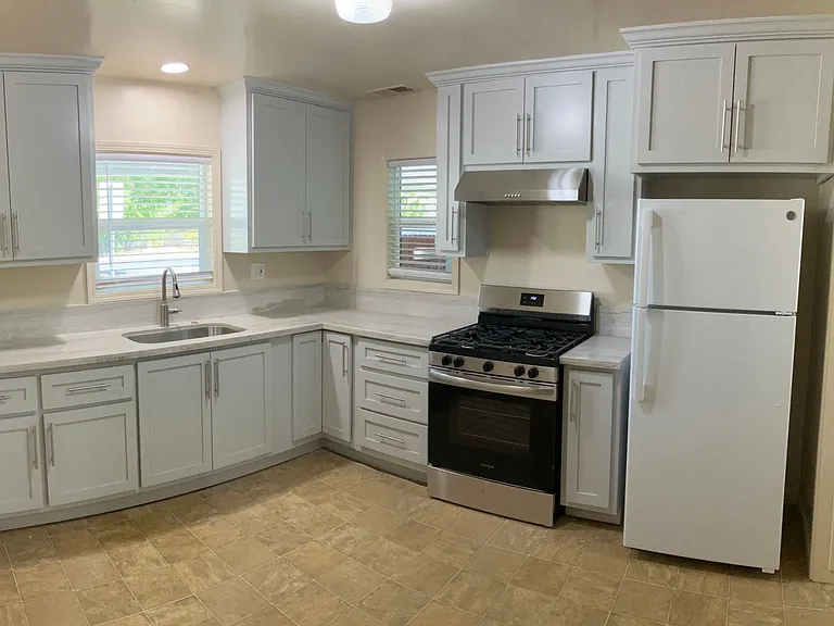 931 Reno Ave #K — Photo 7