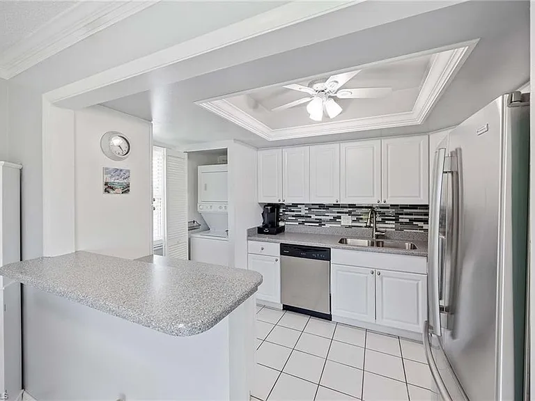1155 Sandpiper St #G6 — Photo 9
