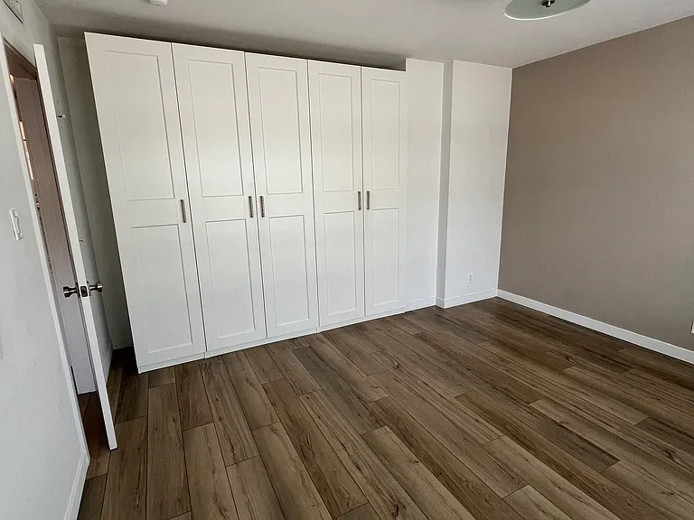 419 S Rexford Dr #2 — Photo 28