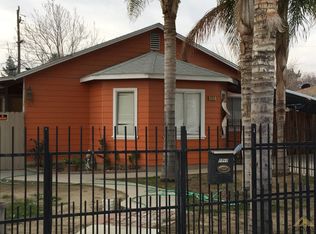 1717 Cecil Brunner Dr, Bakersfield, CA 93304