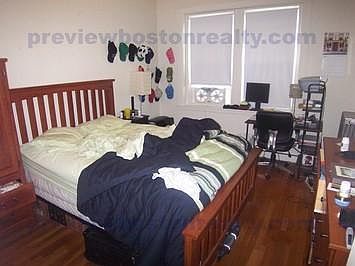 2nd image of 1810 Commonwealth Ave #D36