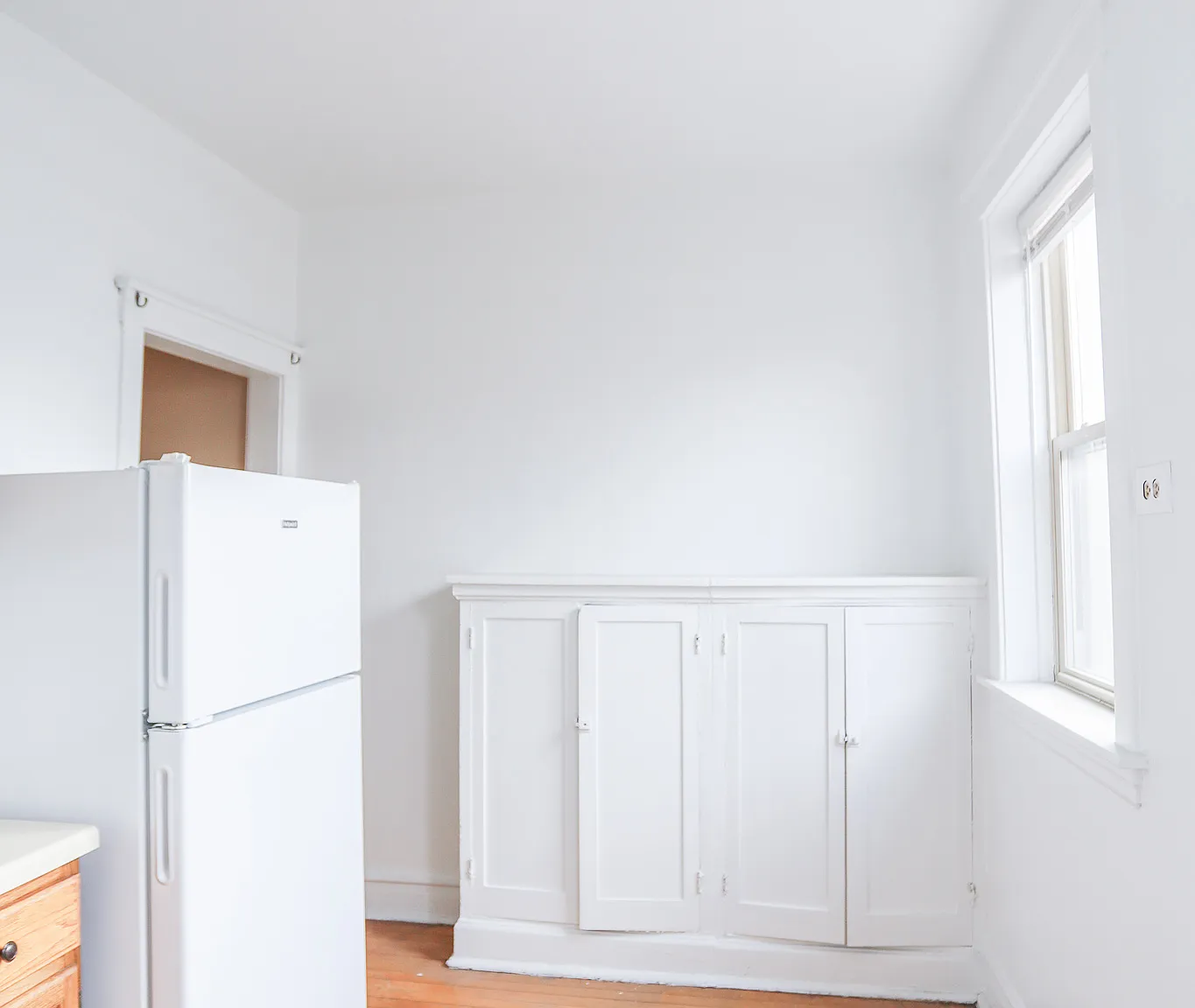 Studio, 400 sqft, $1,300 — Photo 2