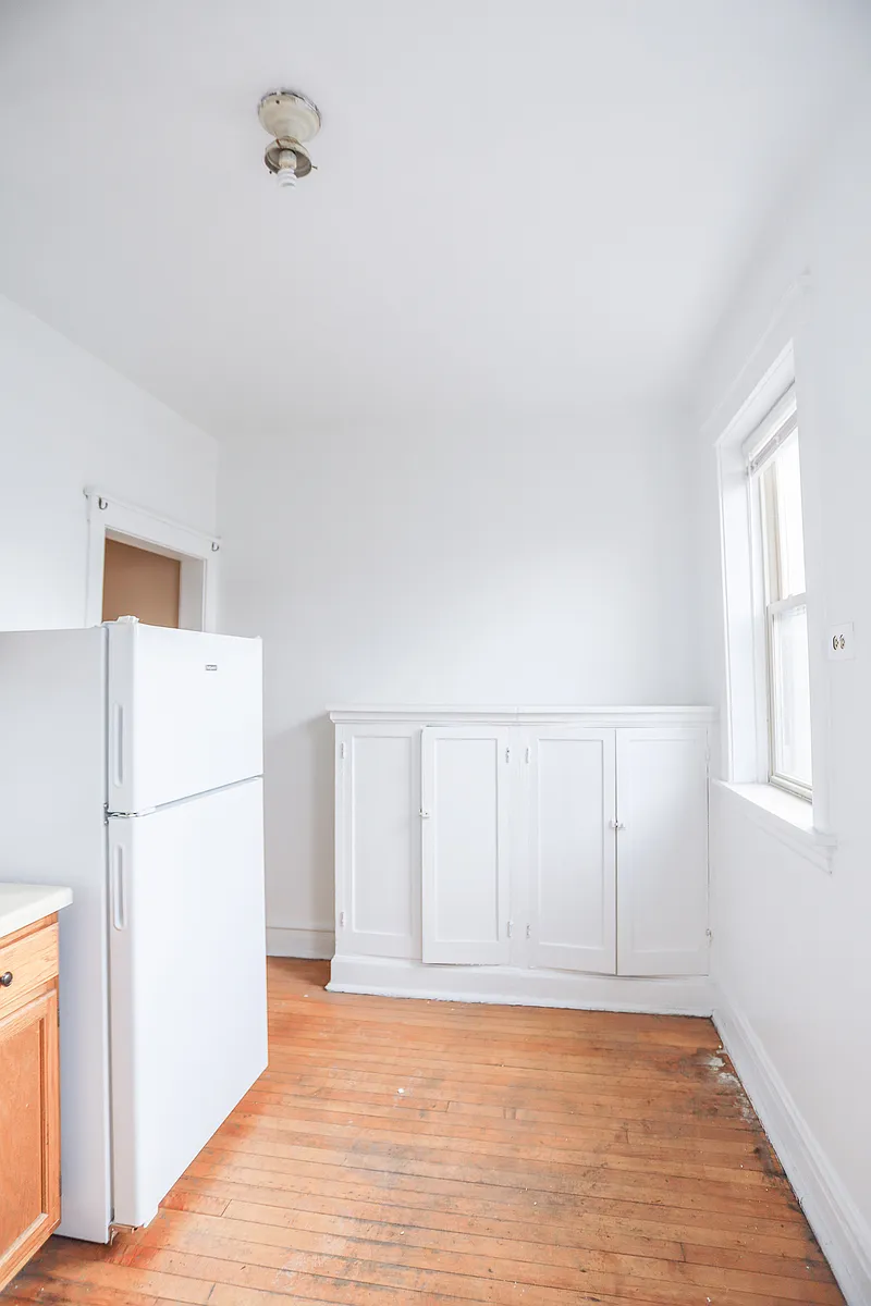 Building Photo - 4449 N Damen Ave #3