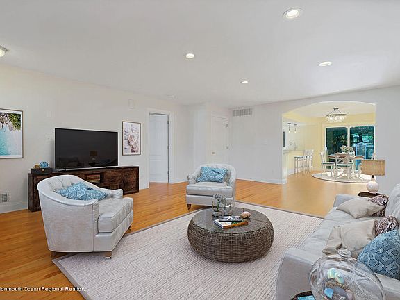 5th image of 229 Osborne Ave