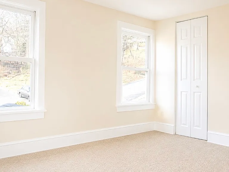 203 Maple St — Photo 11