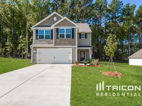 125 Ivy Bank Dr, Angier, NC 27501