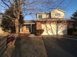 130 Periwinkle Ln, Bolingbrook, IL 60490