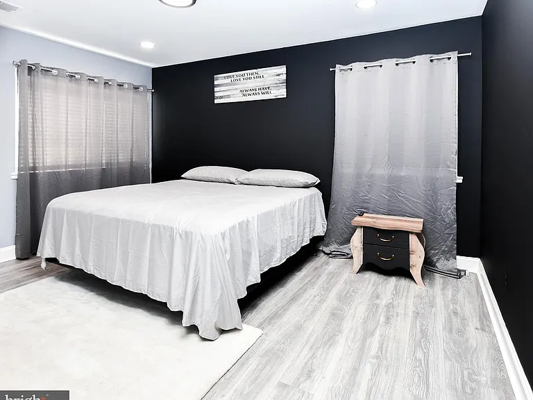 10208 Prince Pl #5-T5 — Photo 16
