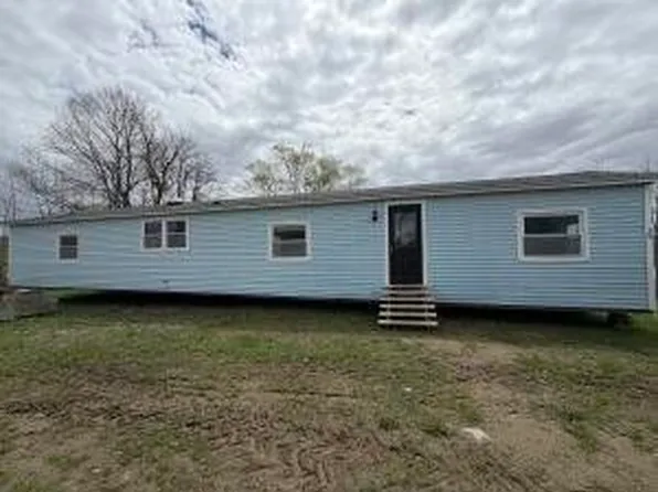 11 Golda Ct, Guilford, ME 04443