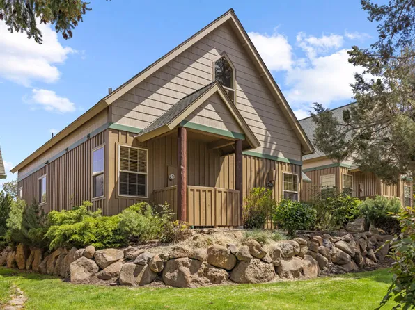 4647 Marsh Hawk Dr, Klamath Falls, OR 97601