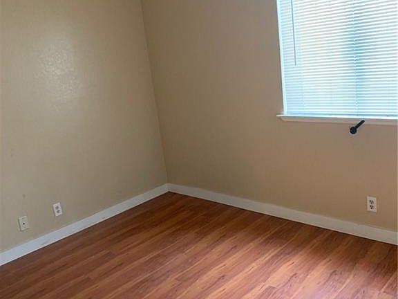 4th image of 4744 W Twain Ave APT B