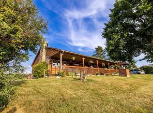 579 Volunteer Rd, Hillsville, VA 24343
