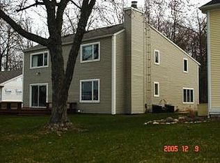 50064 E Lake Shore Dr, Dowagiac, MI