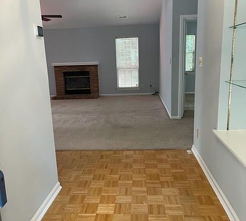 5th image of 8333 Houndstooth Dr