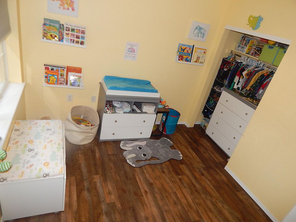 Second bedroom/kid s room 
