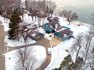 N6495 Harrison Rd, Hilbert, WI 54129