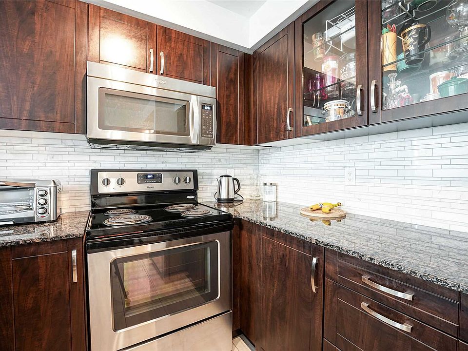 80 Esther Lorrie Dr Toronto, ON, M9W0C6 Apartments for Rent Zillow