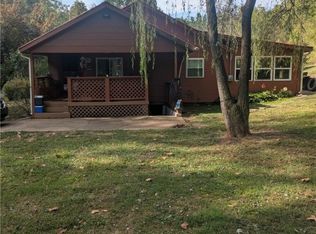 13068 Charleston Rd, Kenna, WV 25248