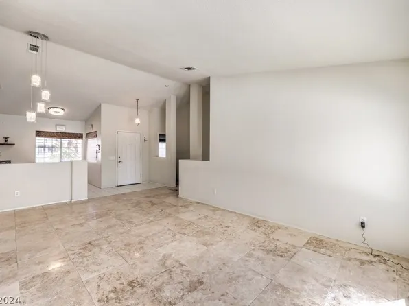 5 Beaver Ridge Ave, North Las Vegas, NV 89031