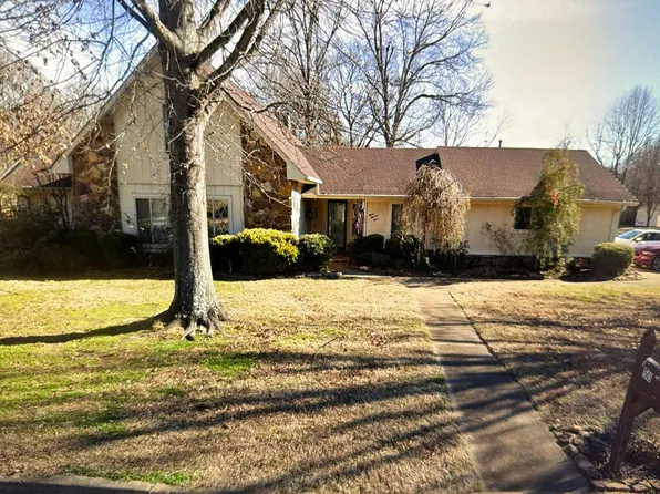 1503 Margo St, Trenton, TN 38382
