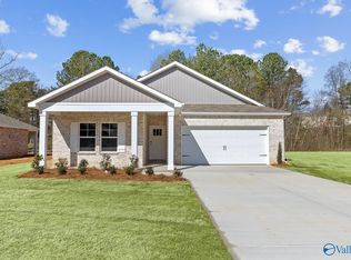 1232 Eidson St, Athens, AL 35611