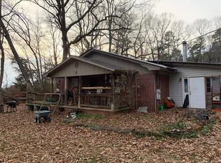 101 Tack Ln, Columbus, NC 28722