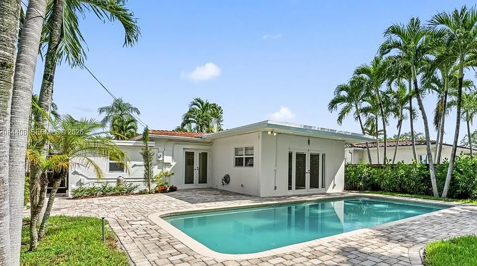 936 SW 19th St