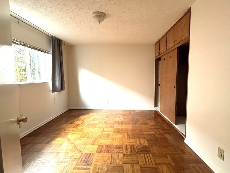 1722 Armacost Ave #1 — Photo 3