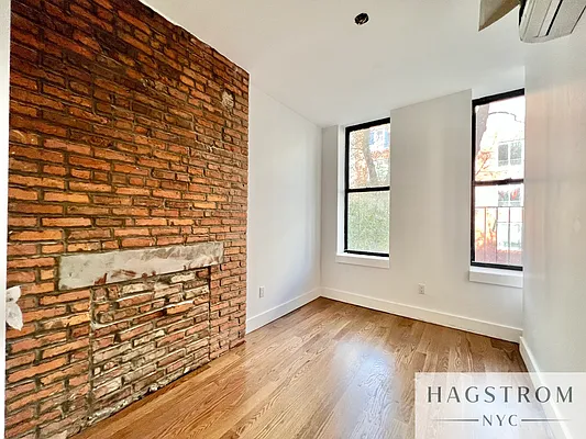 Rented by Hagstrom Management Inc | media 13