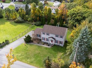28 Brady Rd, Warwick, NY 10990