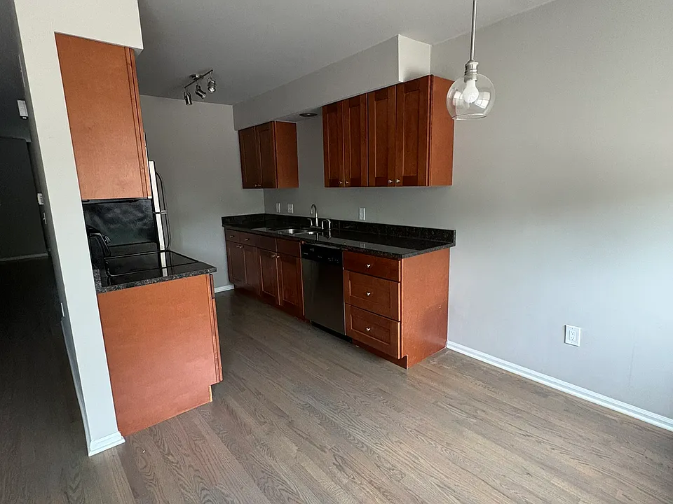 updated eat in kitchen