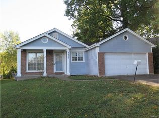 8820 Bobb Ave, Saint Louis, MO 63114