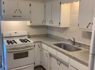 8284 Roosevelt Rd APT 1S, Forest Park, IL 60130