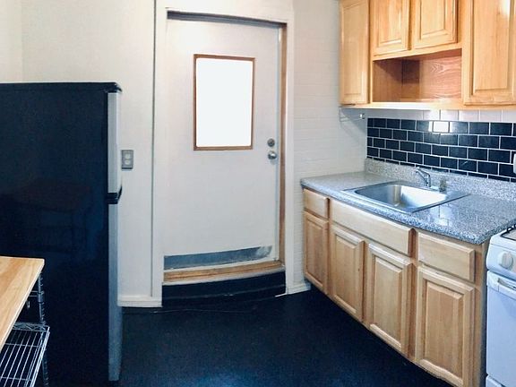 3rd image of 345 7th St #1