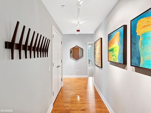 3rd image of 505 N McClurg Ct APT 3003