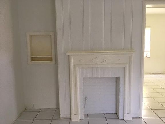 4th image of 506 Malaga Ave APT 4