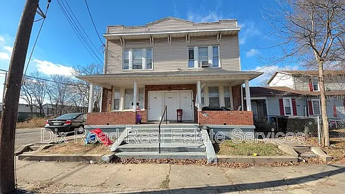 702 Baltimore St Photo 1