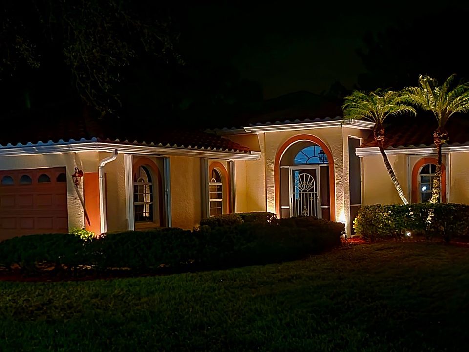 1st image of 2711 Valparaiso Blvd