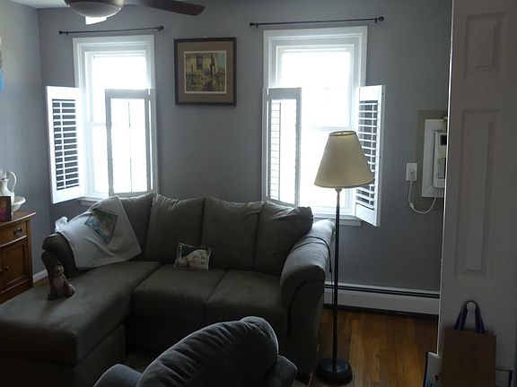 3rd image of 3529 Bay Ave Unit 3529