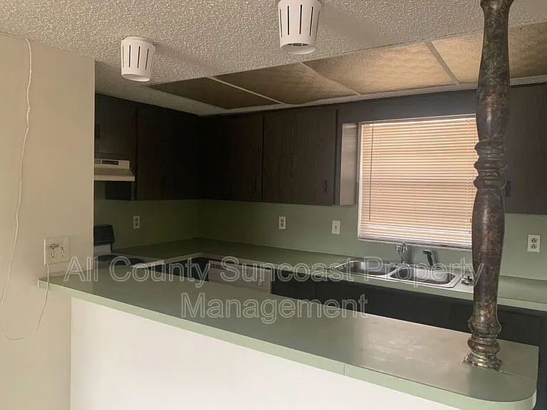 471 76th Ave N #3-471-3 — Photo 3