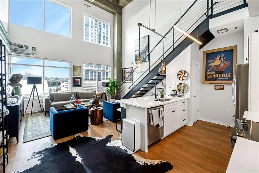 2 bed, 2.0 bath, 2088 sqft, $3,500 — Photo 4