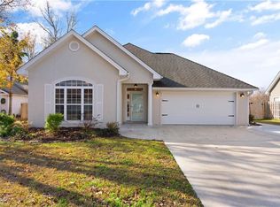 25 Hardwood Forest Cir, Brunswick, GA 31525