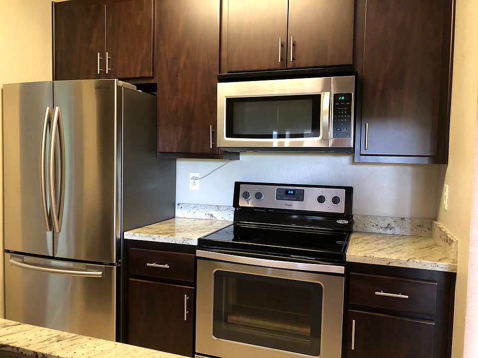 1st image of 39887 Cedar Blvd