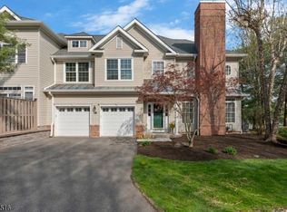 18 Loft Dr, Bridgewater Twp., NJ 08836
