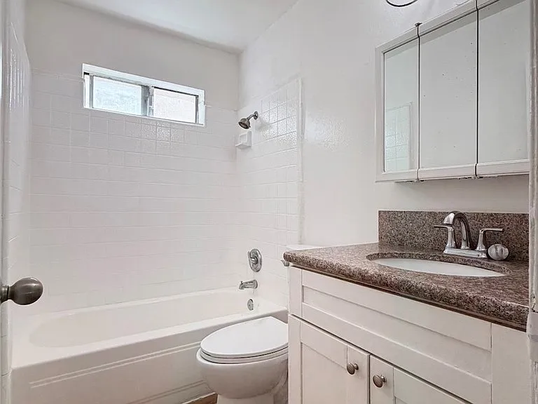 640 Ward St #2 — Photo 14